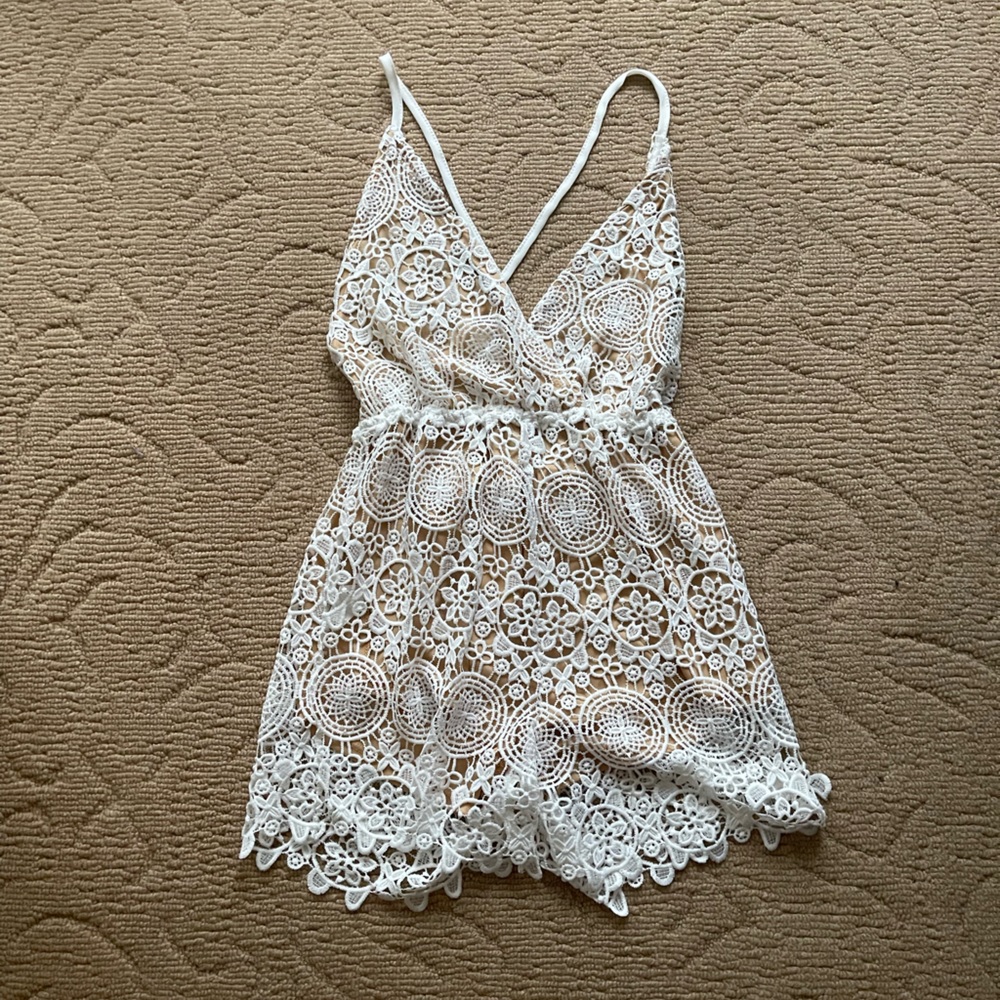 Calling all brides! Such a cute little lace romper NWT